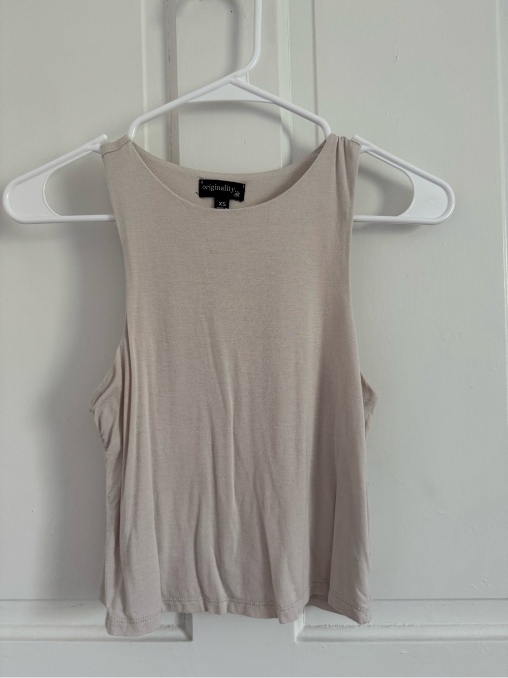 Originality XS Scoop Neck Tank Top in Light Taupe